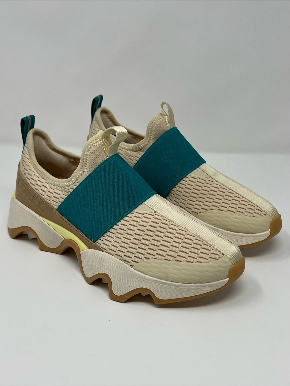 SOREL Kinetic Impact II Strap Sneakers Women’s 7 Tan Teal Slip On Shoes New